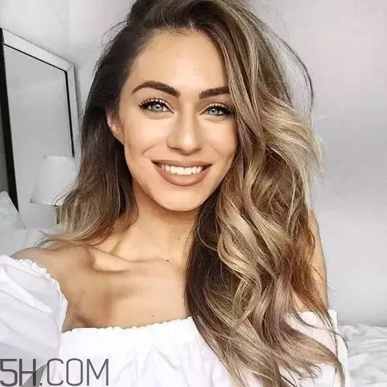 Ⱦʲô��ɫ�ÿ�������